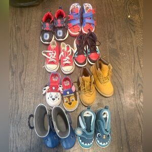 Boys shoe bundle 7/8 toddler